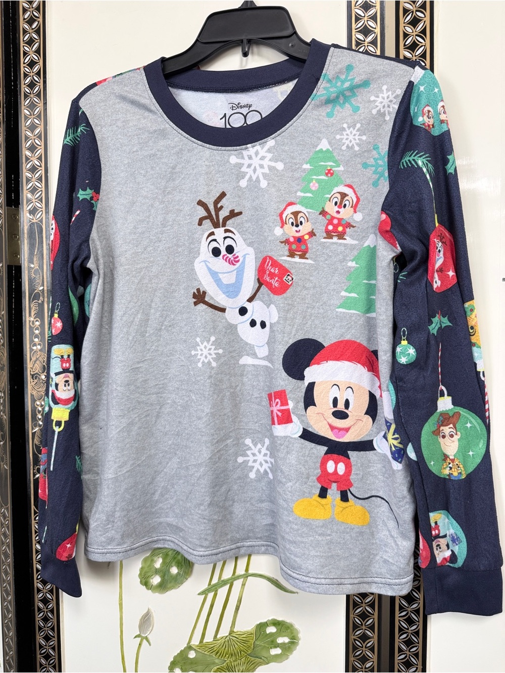 Disney Holiday Mickey & Friends Long-Sleeve Top - Gray & Navy